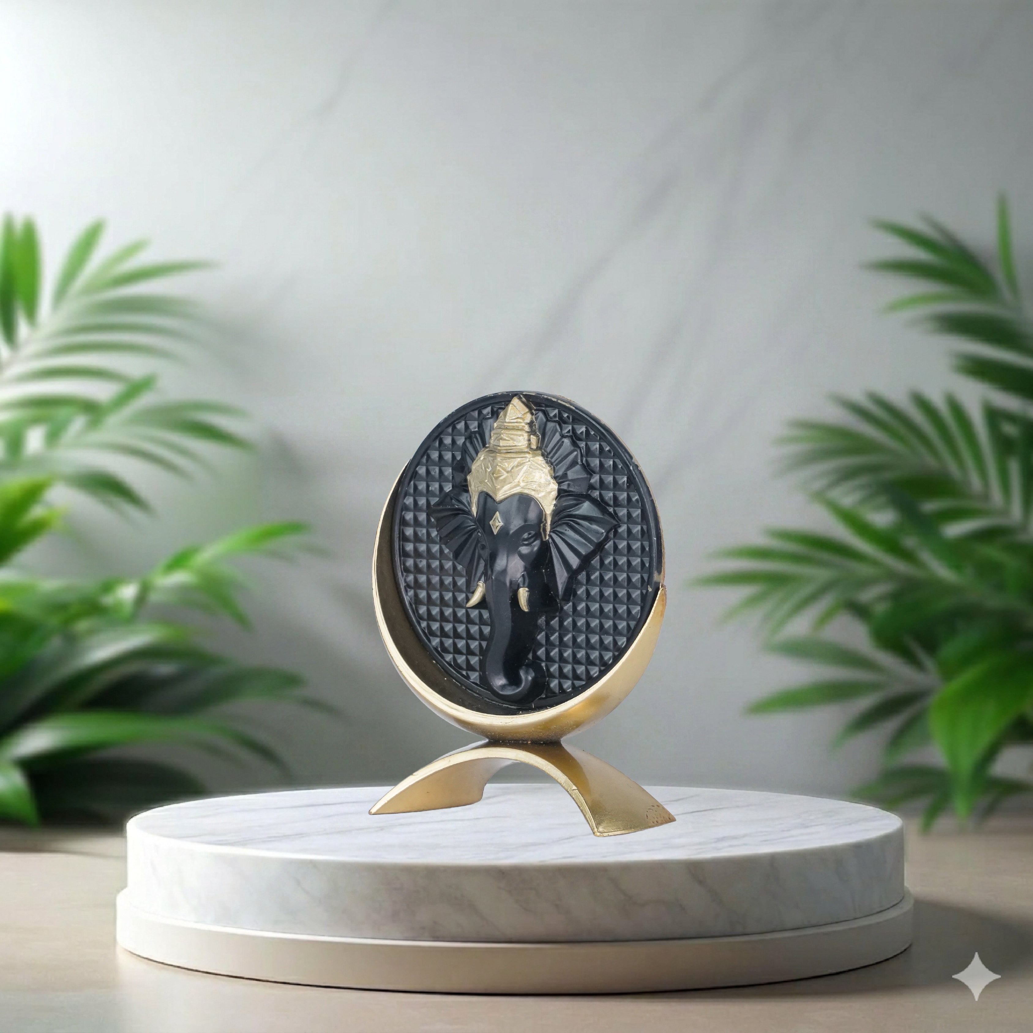 Small Round Ganesh ji (Black/Gold)